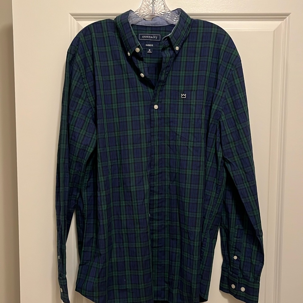 Club room size medium navy/green long sleeve button down